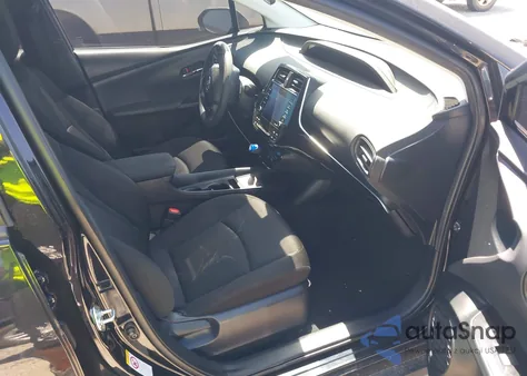 2021 Toyota Prius L Eco z USA, uszkodzony, nr VIN JTDKAMFU6M3141392